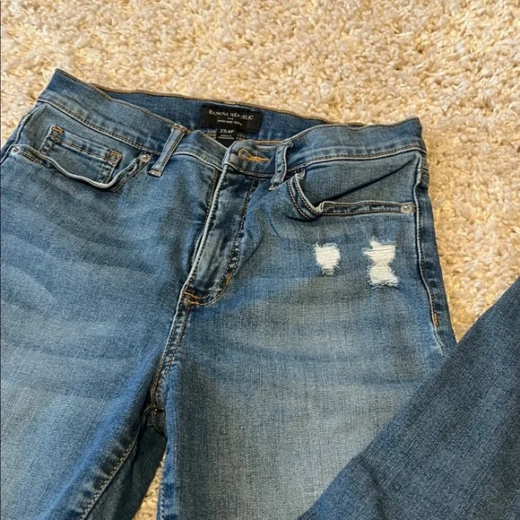 Banana Republic Distressed Skinny Jeans - Picture 3 of 4